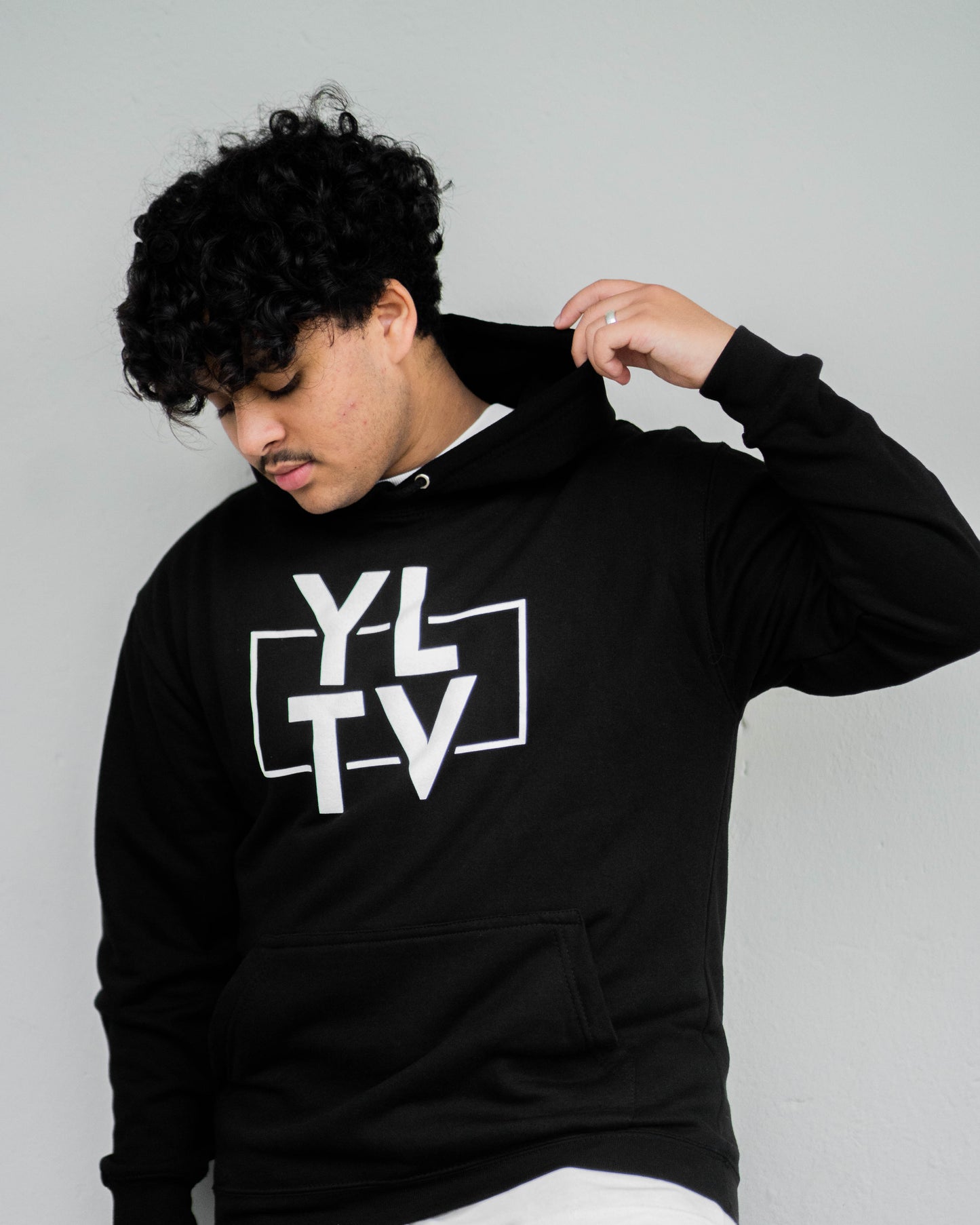 YLTV | HOODIE